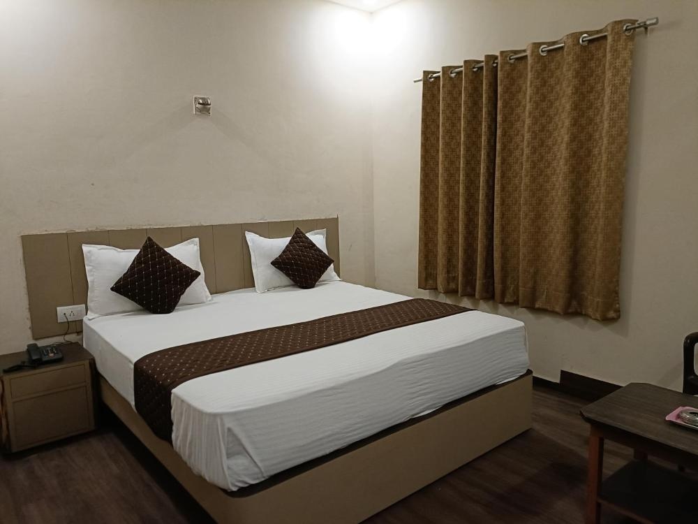 Room image 2