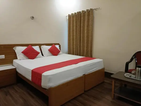 Hotel Padmini International- Sigra 10